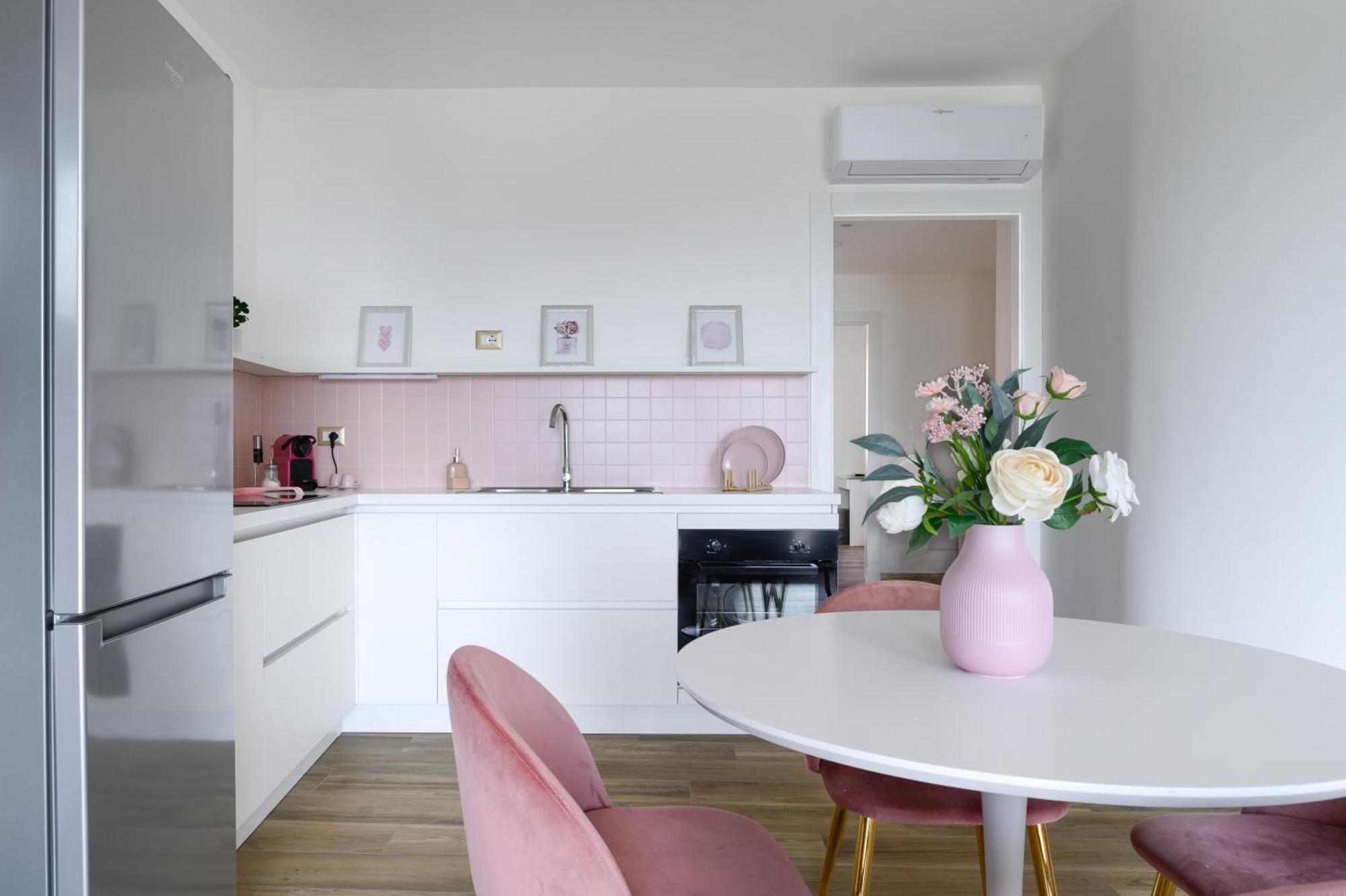 Casa Vacanze Maddalena - Palazzetto Sul Lago - Diamante Rosa Marta Exteriér fotografie