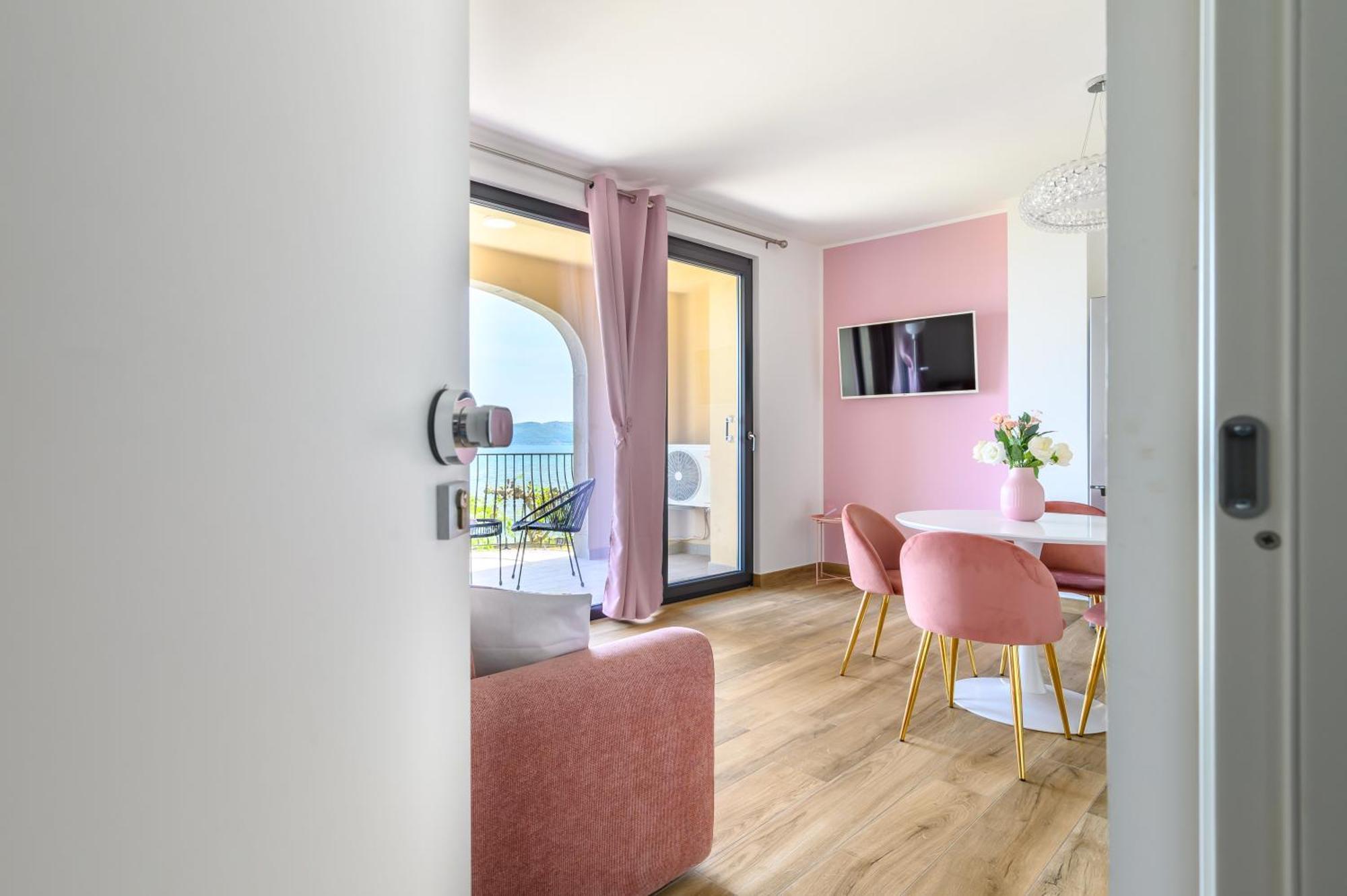 Casa Vacanze Maddalena - Palazzetto Sul Lago - Diamante Rosa Marta Exteriér fotografie