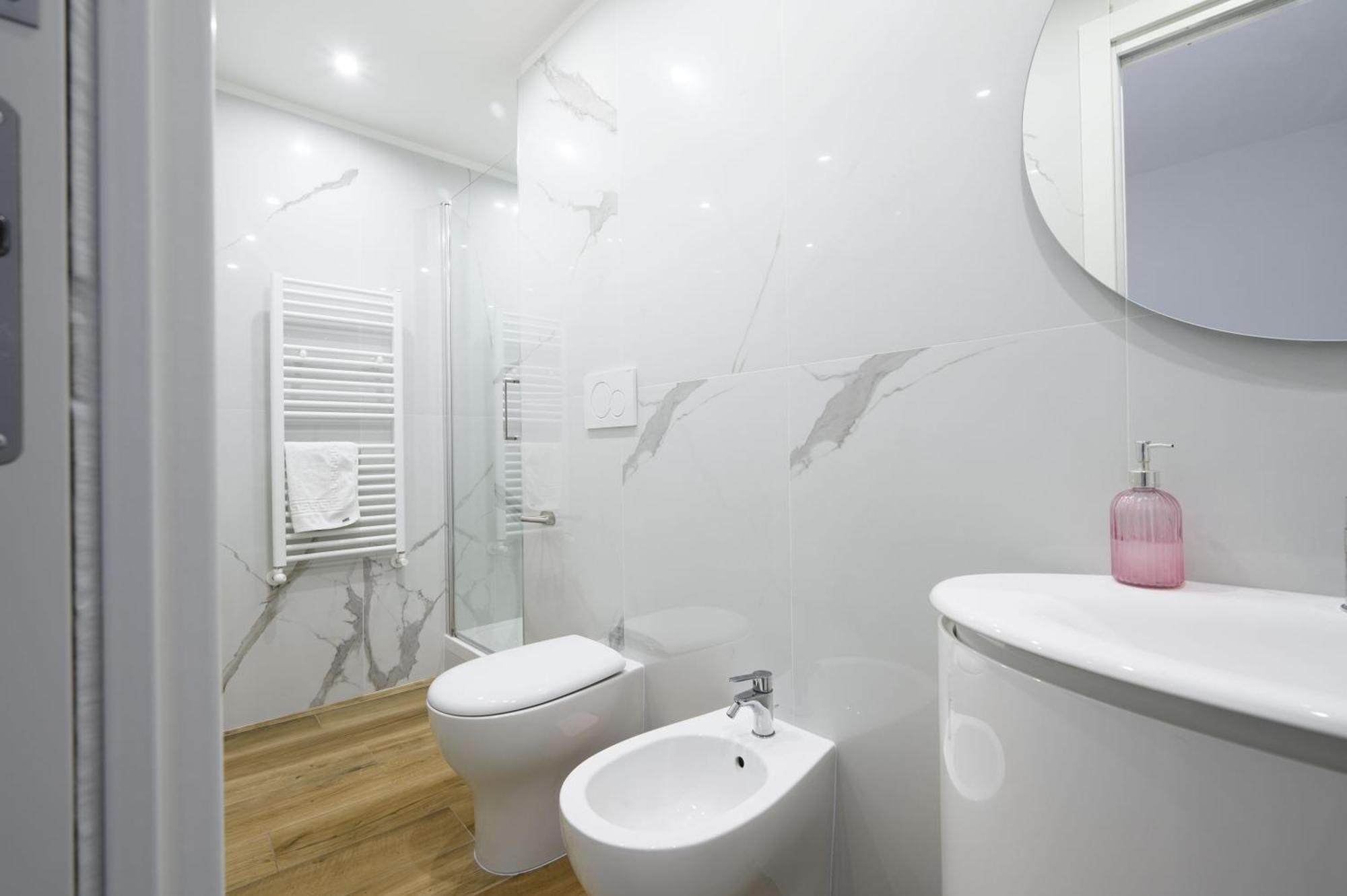 Casa Vacanze Maddalena - Palazzetto Sul Lago - Diamante Rosa Marta Exteriér fotografie