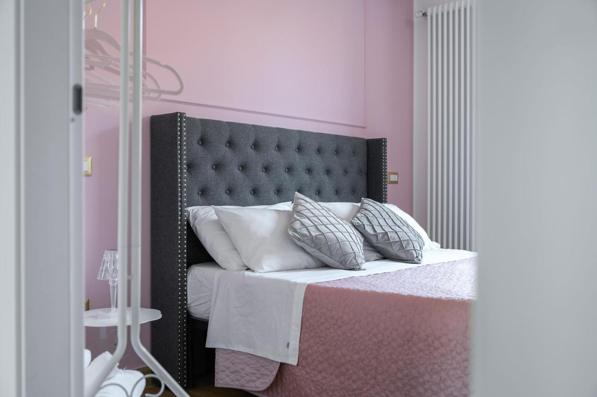 Casa Vacanze Maddalena - Palazzetto Sul Lago - Diamante Rosa Marta Exteriér fotografie